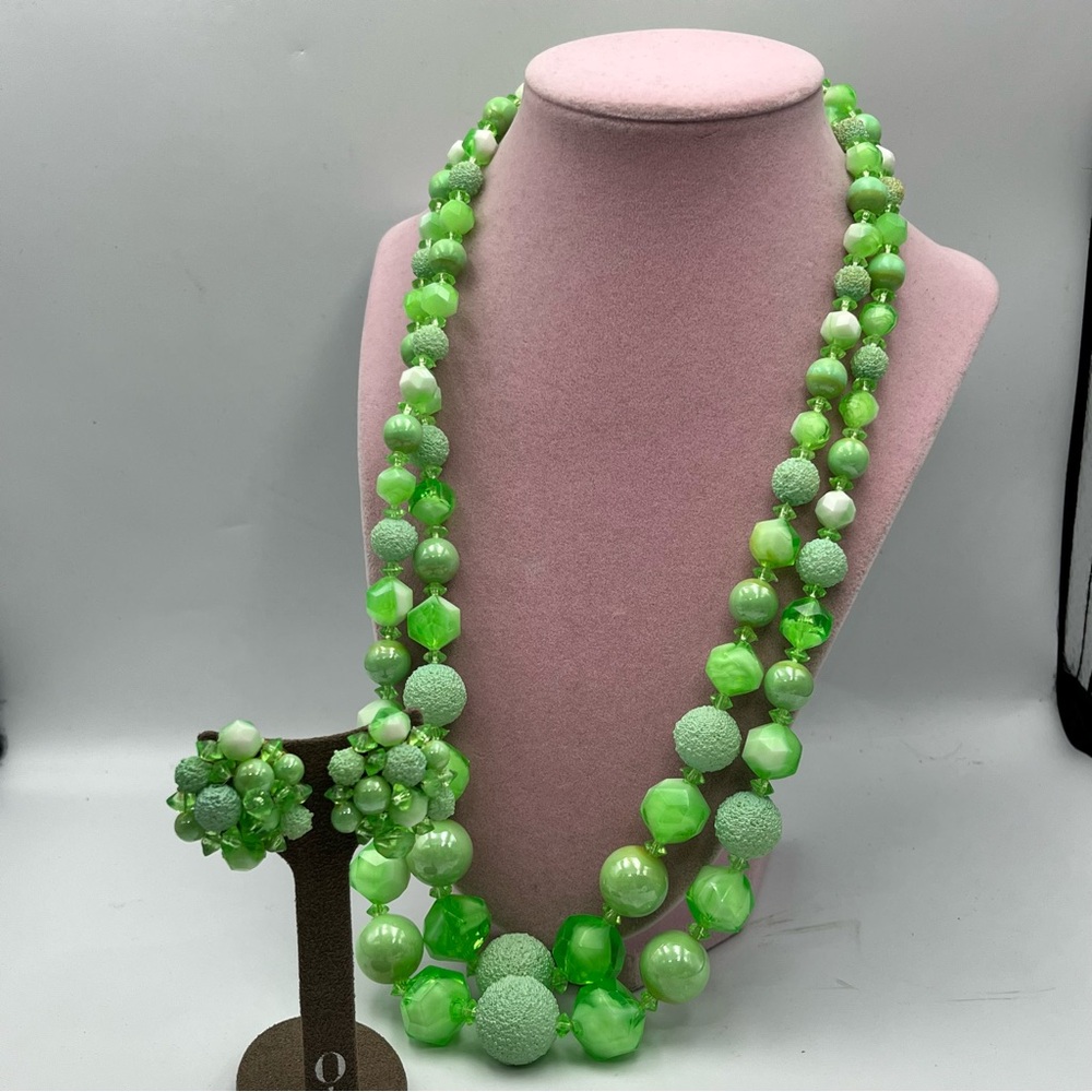 Vibrant vintage Hong Kong plastic Green Beaded Necklace and Earring Set